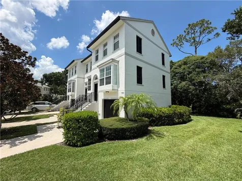 1620 42nd Square Vero Beach FL 32960