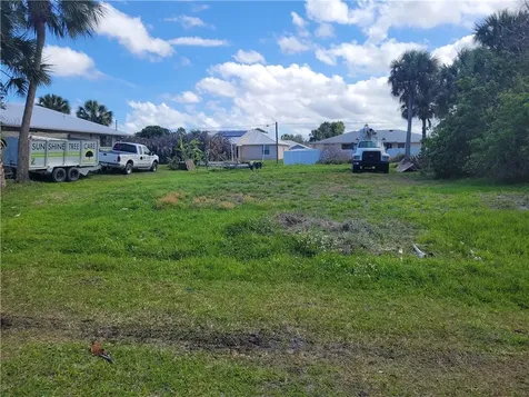 760 Carnation Drive Sebastian FL 32958