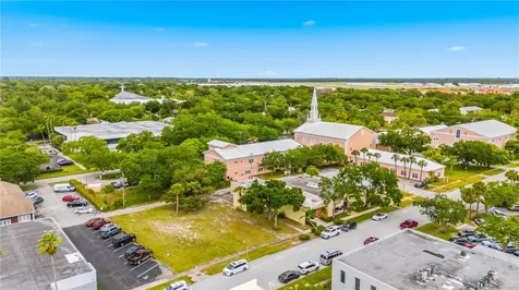 2125 15th Avenue Vero Beach FL 32960