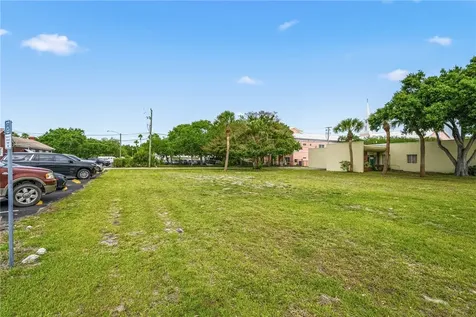 2125 15th Avenue Vero Beach FL 32960