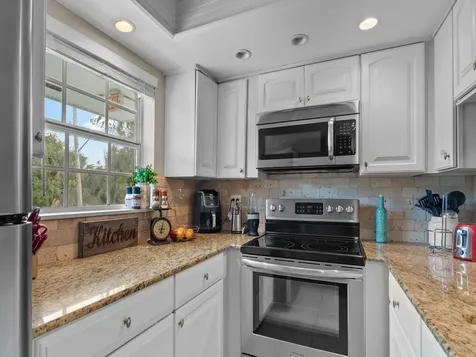 1901 Indian River Boulevard Vero Beach FL 32960