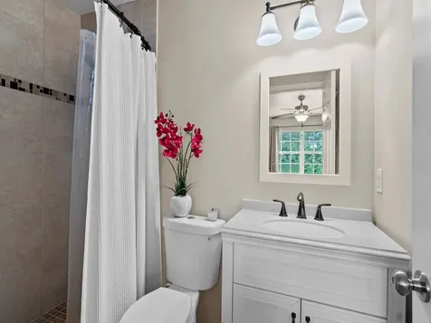 1901 Indian River Boulevard Vero Beach FL 32960