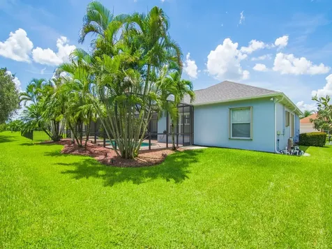 605 Tangelo Circle SW Vero Beach FL 32968