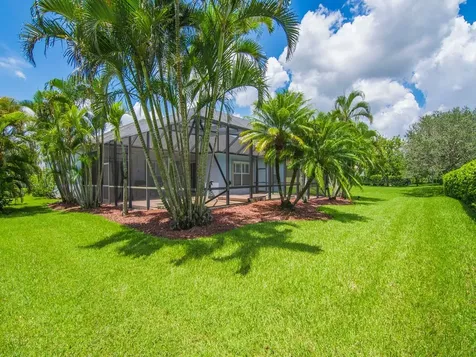 605 Tangelo Circle SW Vero Beach FL 32968