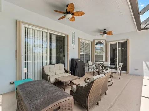 605 Tangelo Circle SW Vero Beach FL 32968