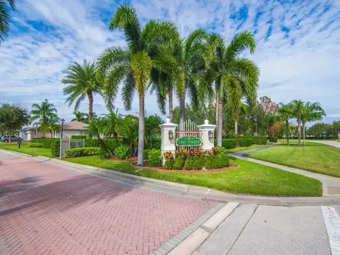 605 Tangelo Circle SW Vero Beach FL 32968