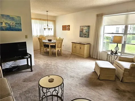 35 Vista Gardens Trail Vero Beach FL 32962