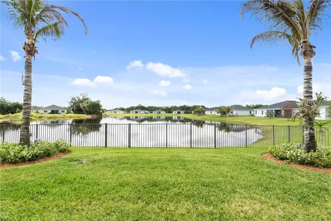 4855 Brookhaven Manor SW Vero Beach FL 32968