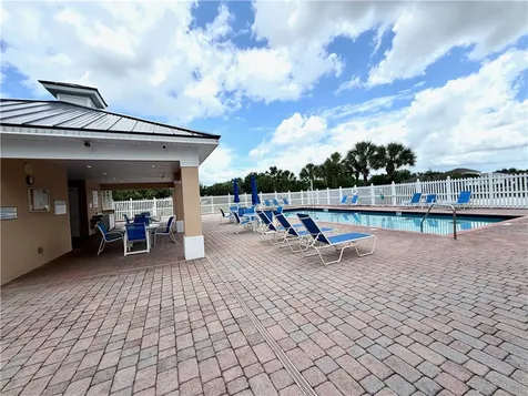 7595 15th Street Vero Beach FL 32966