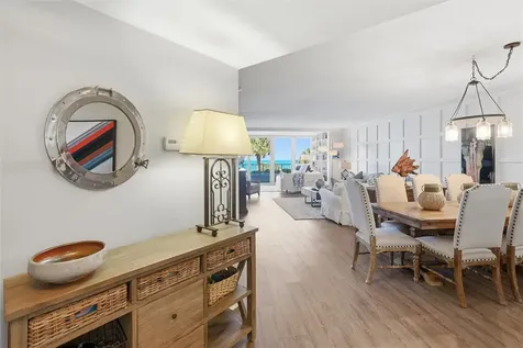 8866 N Sea Oaks Way Vero Beach FL 32963