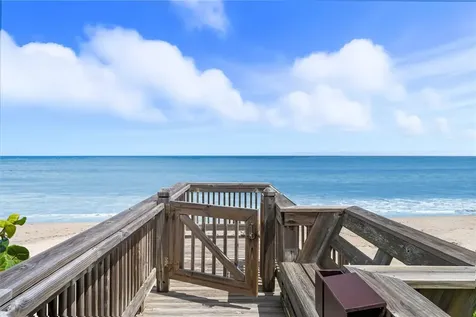 8866 N Sea Oaks Way Vero Beach FL 32963