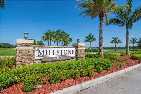 2199 Harwick Circle SW Vero Beach FL 32968