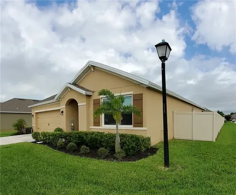 2199 Harwick Circle SW Vero Beach FL 32968