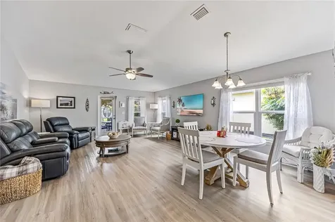 209 Briarcliff Circle Sebastian FL 32958