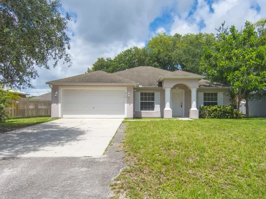 8945 103rd Avenue Vero Beach FL 32967