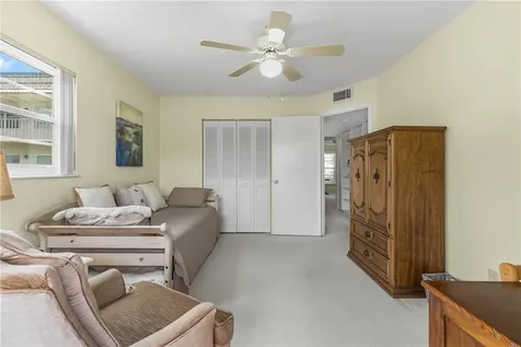 19 Vista Gardens Trail Vero Beach FL 32962