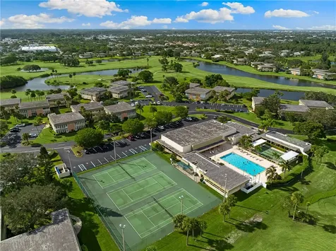 19 Vista Gardens Trail Vero Beach FL 32962