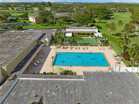 19 Vista Gardens Trail Vero Beach FL 32962