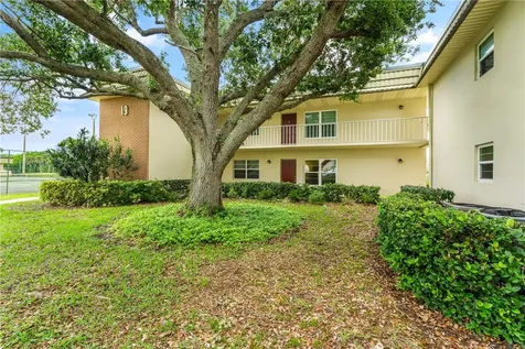 19 Vista Gardens Trail Vero Beach FL 32962