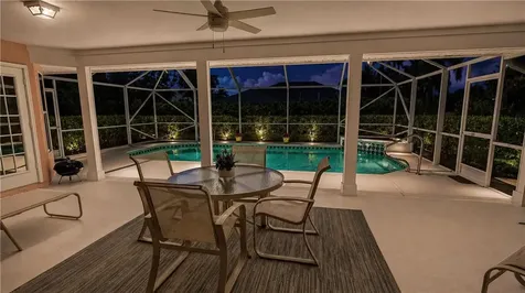 3865 9th Place Vero Beach FL 32960