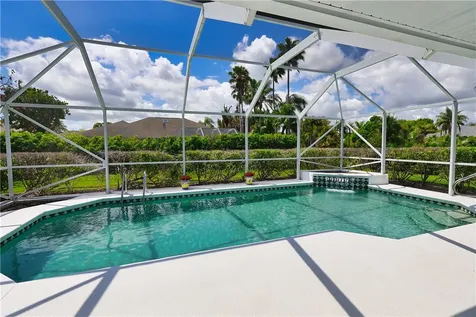3865 9th Place Vero Beach FL 32960