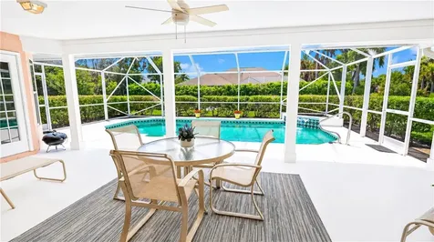 3865 9th Place Vero Beach FL 32960