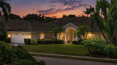 3865 9th Place Vero Beach FL 32960