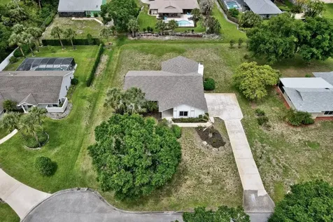 5760 36th Place Vero Beach FL 32966