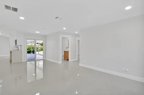 5760 36th Place Vero Beach FL 32966