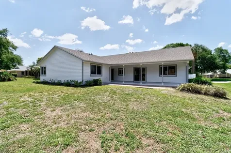 5760 36th Place Vero Beach FL 32966
