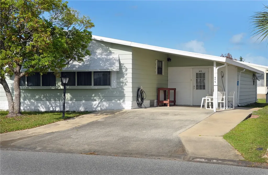 642 Periwinkle Circle Sebastian FL 32976