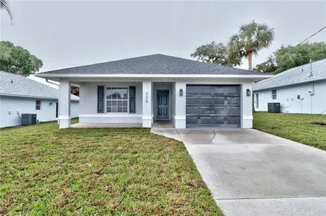 235 12th Street SW Vero Beach FL 32962