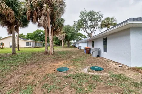 235 12th Street SW Vero Beach FL 32962