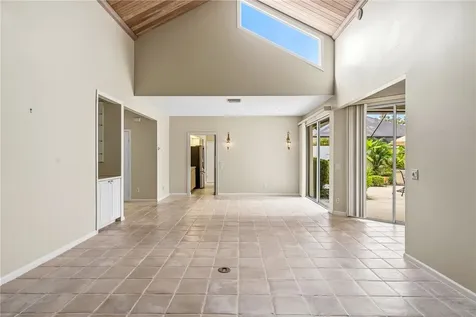 2195 Via Fuentes Vero Beach FL 32963