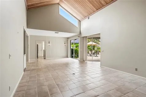 2195 Via Fuentes Vero Beach FL 32963