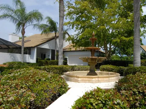 2195 Via Fuentes Vero Beach FL 32963