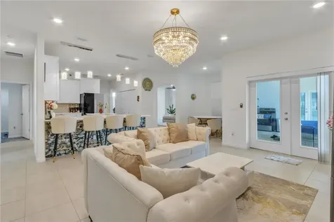 5280 2nd Manor Vero Beach FL 32968