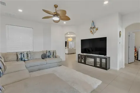 5280 2nd Manor Vero Beach FL 32968