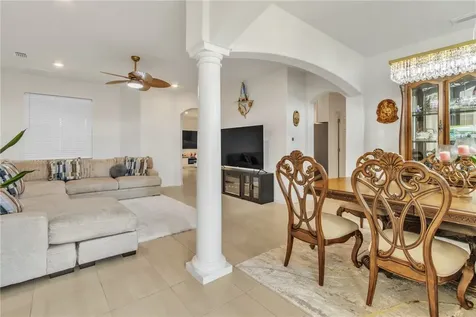 5280 2nd Manor Vero Beach FL 32968