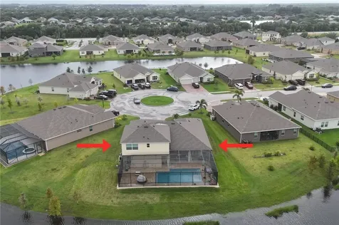 5280 2nd Manor Vero Beach FL 32968