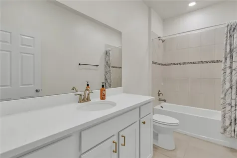 5280 2nd Manor Vero Beach FL 32968
