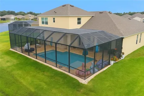 5280 2nd Manor Vero Beach FL 32968