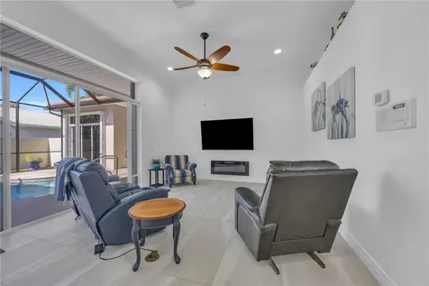 1413 W Island Club Square Vero Beach FL 32963