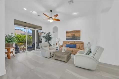 1413 W Island Club Square Vero Beach FL 32963