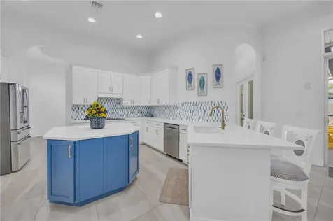 1413 W Island Club Square Vero Beach FL 32963
