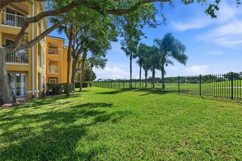 5045 Fairways Circle Vero Beach FL 32967