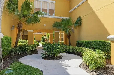 5045 Fairways Circle Vero Beach FL 32967