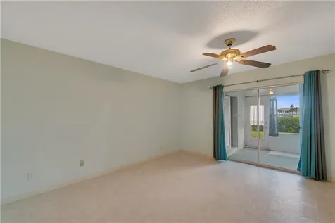 356 Grove Isle Circle Vero Beach FL 32962