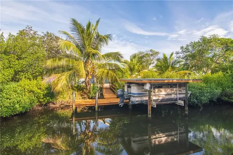 356 Grove Isle Circle Vero Beach FL 32962