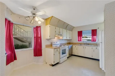 356 Grove Isle Circle Vero Beach FL 32962
